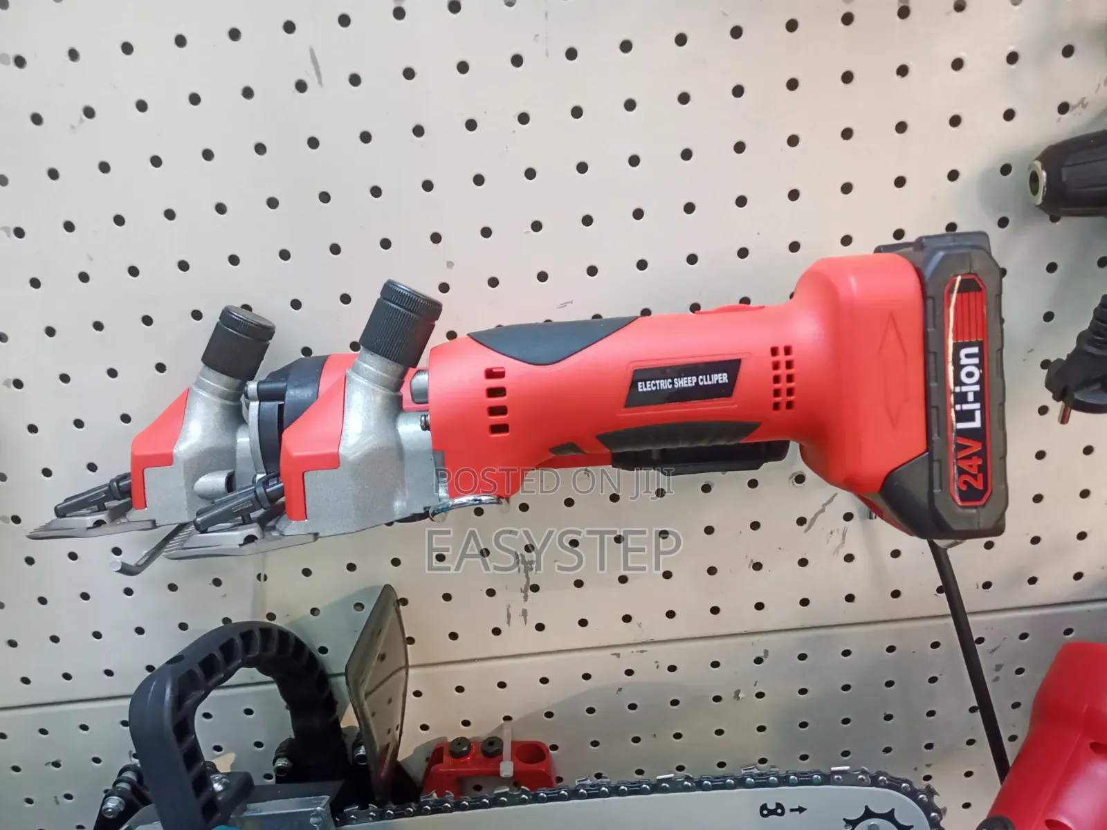 Cordless Wool Shears