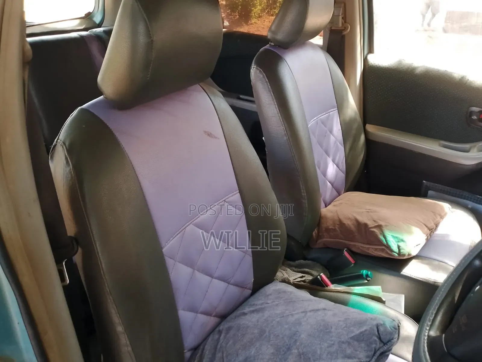 Toyota Vitz 2010 Blue