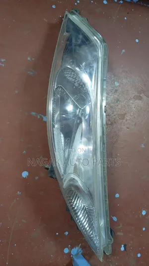 Juke 2010 Up Headlight