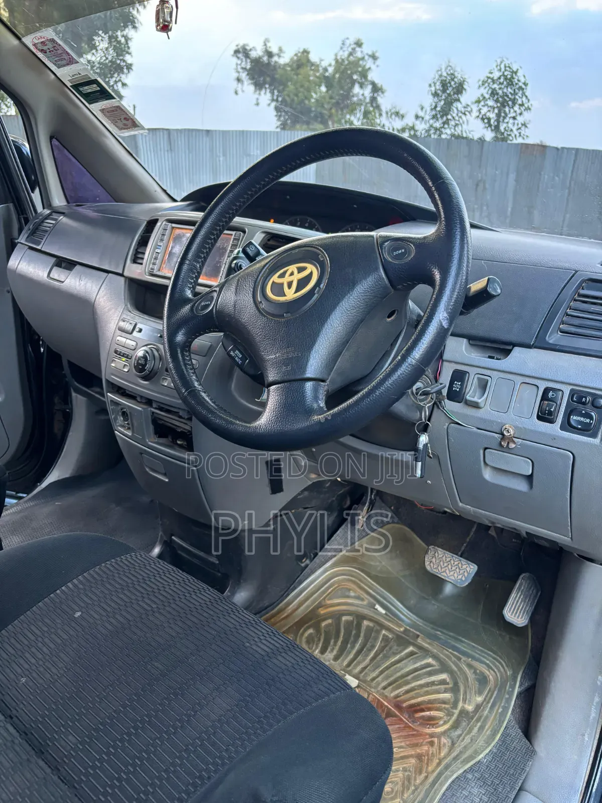 Toyota Voxy ZS 2WD 7-Seater 2007 Black
