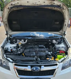 Subaru Legacy 2.5i 2013 White