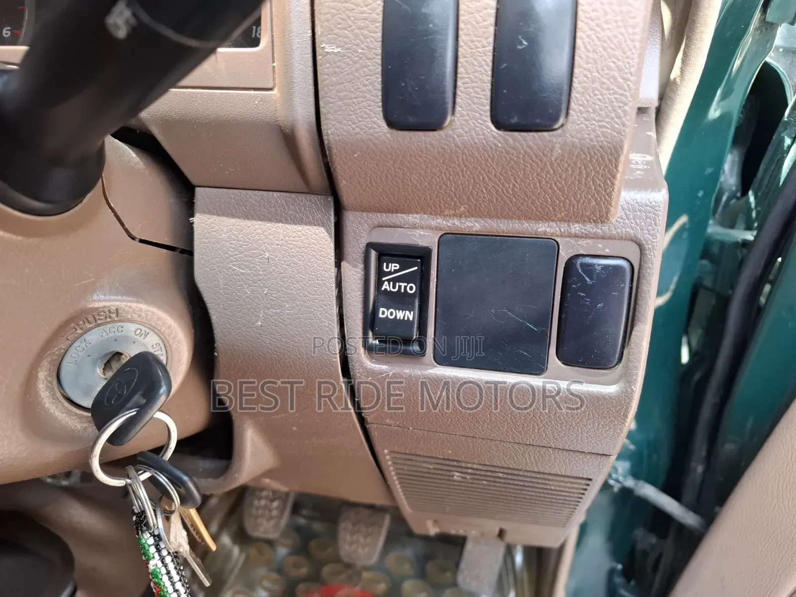 Toyota Land Cruiser 79 Series 2014 Green