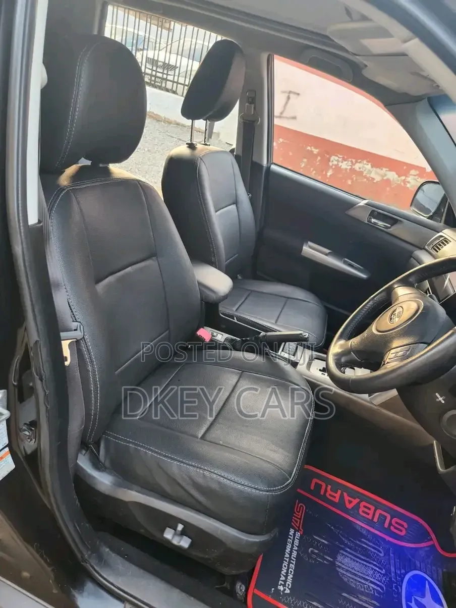 Subaru Forester 2010 Black