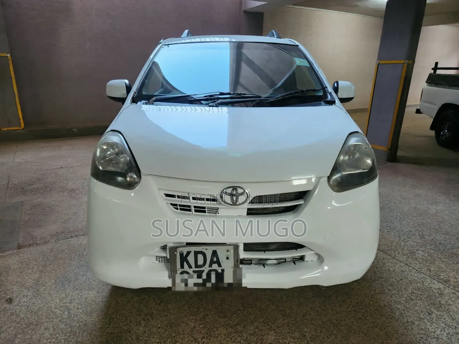 Toyota Pixis 2013 White
