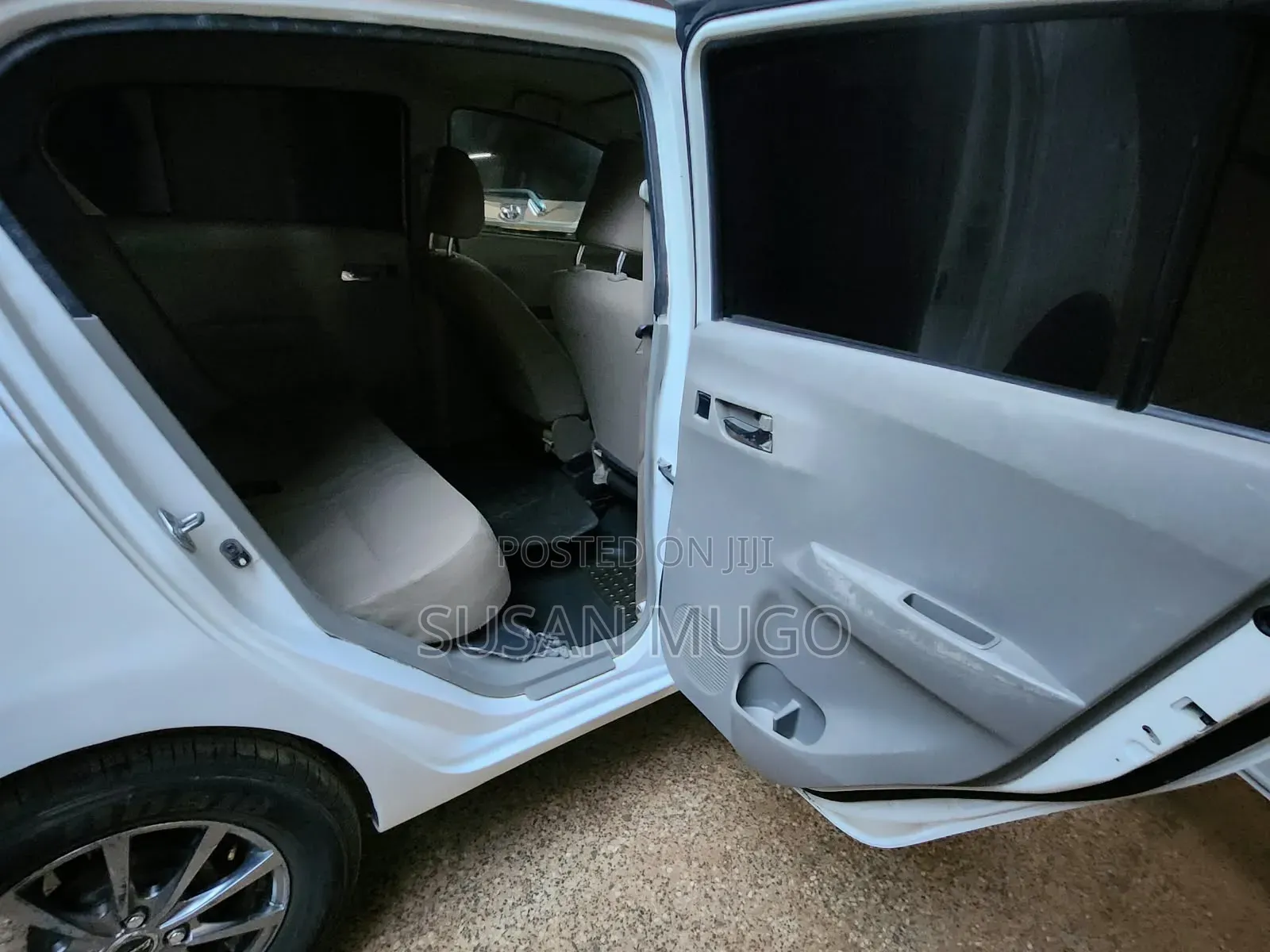 Toyota Pixis 2013 White