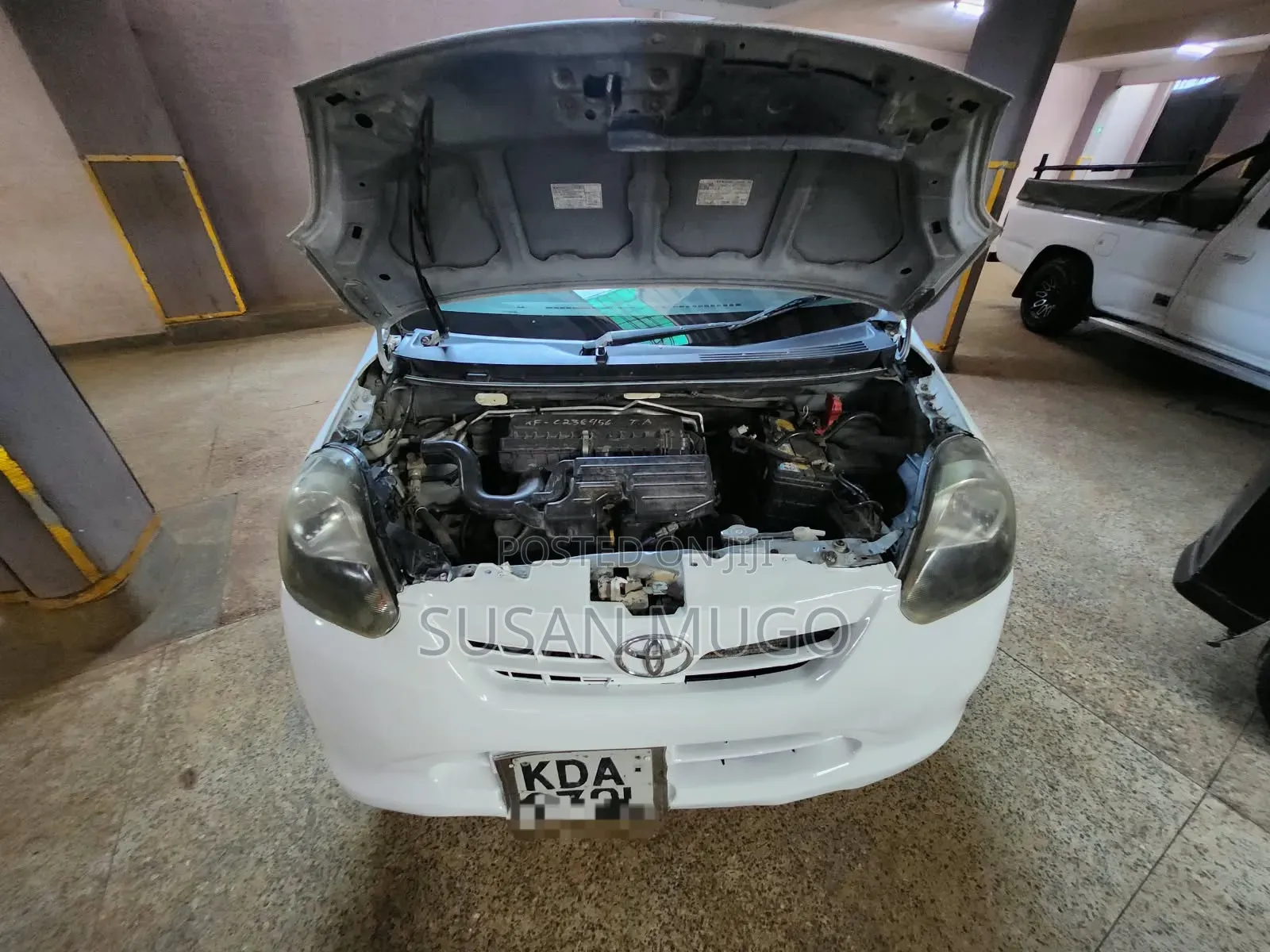 Toyota Pixis 2013 White