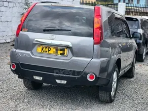 Nissan X-Trail 2012 Silver