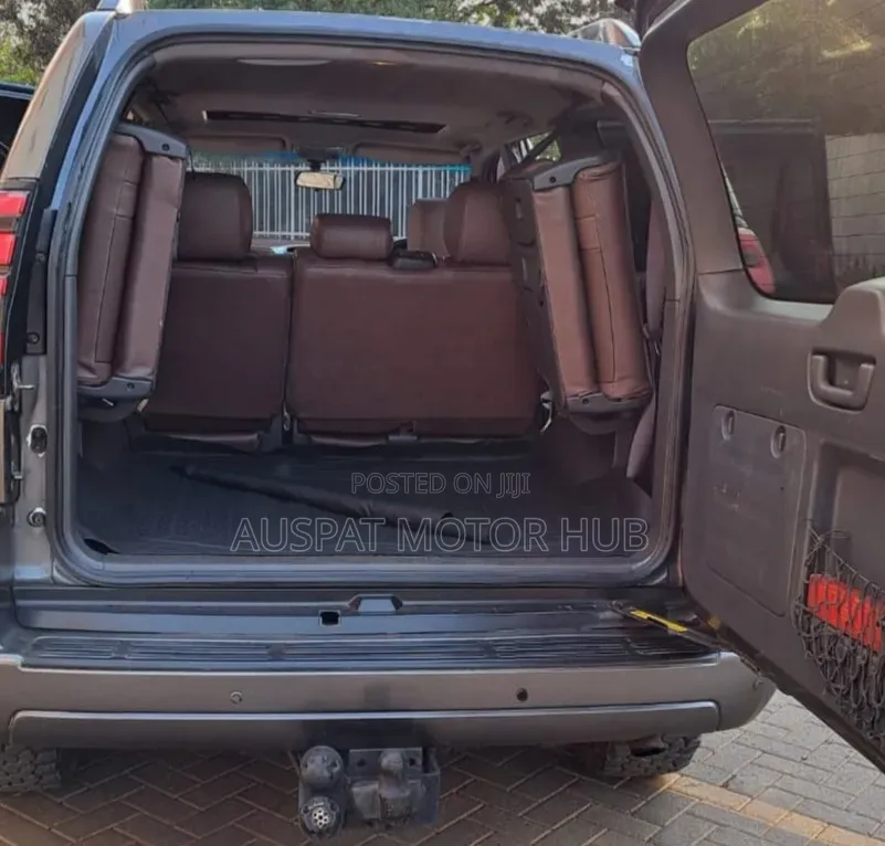 Toyota Land Cruiser Prado 3.0 D-4D 5dr 2008 Gray