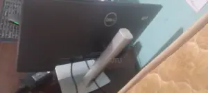 DELL 24inch Monitor. 60 Hz. Frameless.