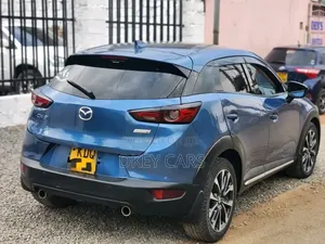 Mazda CX-3 2017 Blue