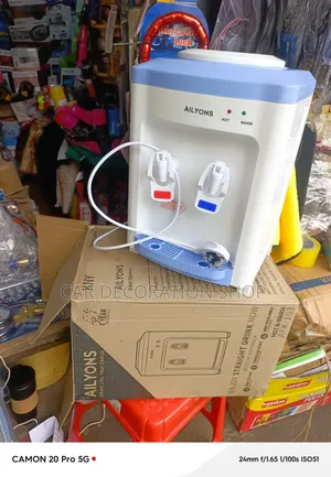 Table Top Water Dispenser With Led Signaling Hot Normal Status
