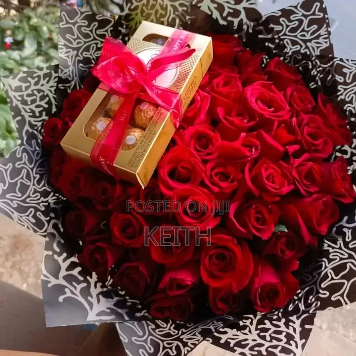 Custom Fresh Flower Bouquets Delivery (All Occasions)