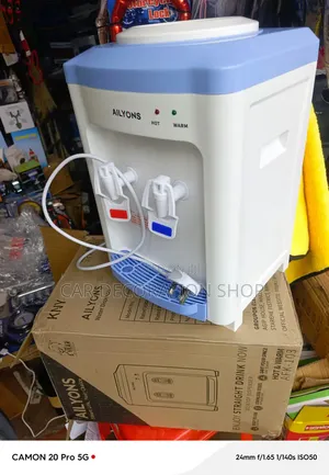 Energy Efficient Top Loading Desktop Water Dispenser Hot Normal Use
