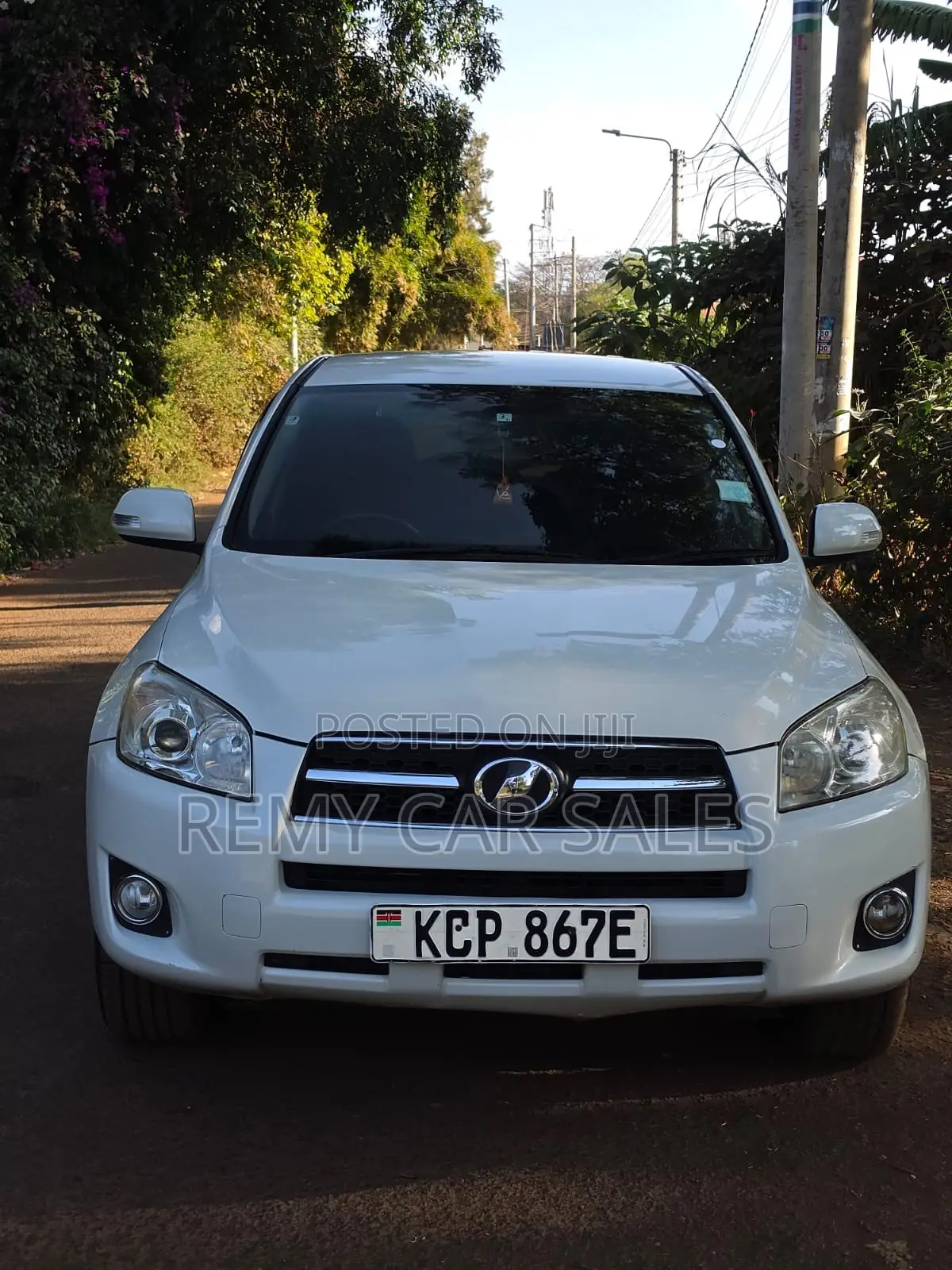 Toyota RAV4 2010 White