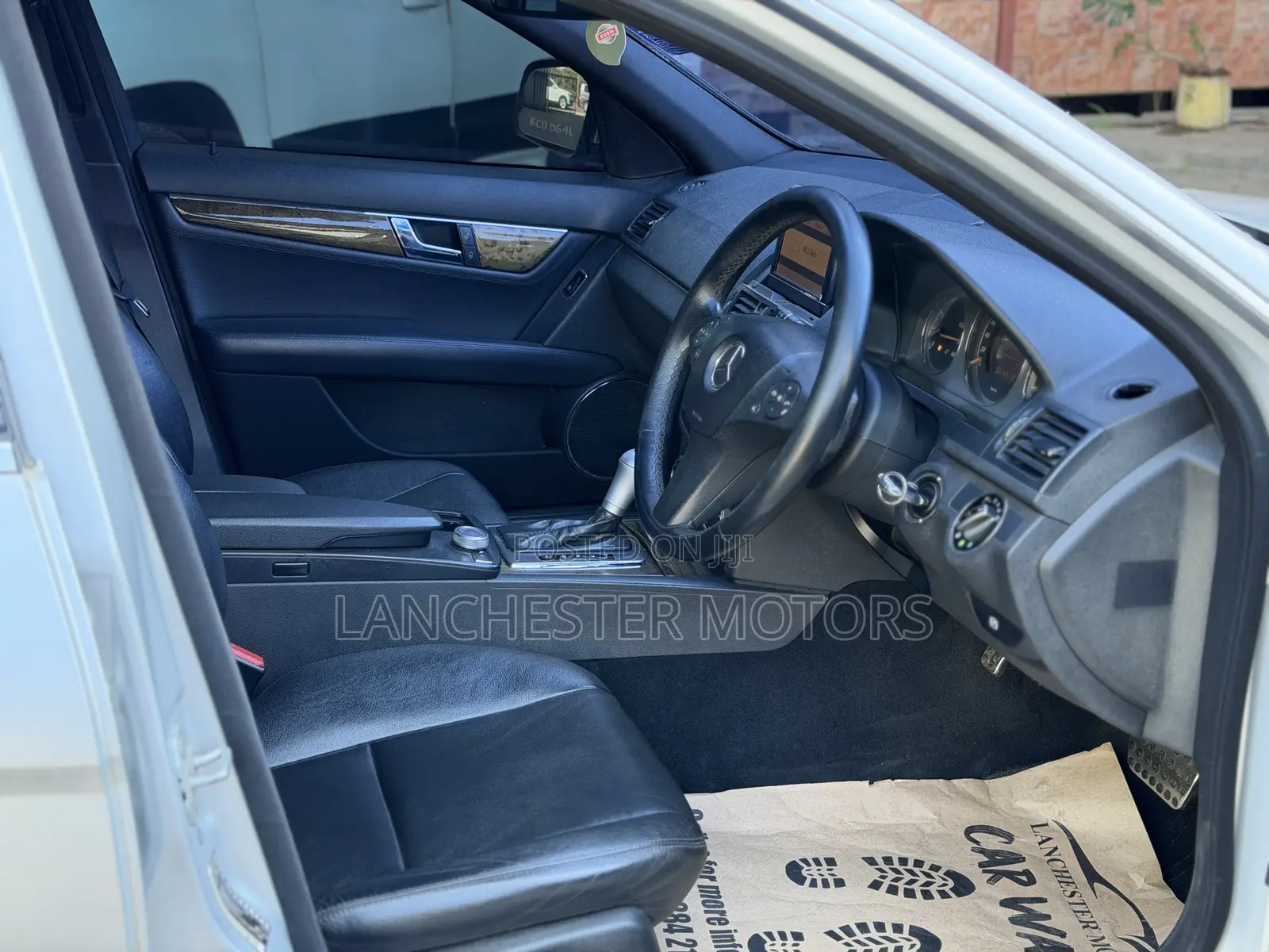 Mercedes-Benz C200 2008 Silver