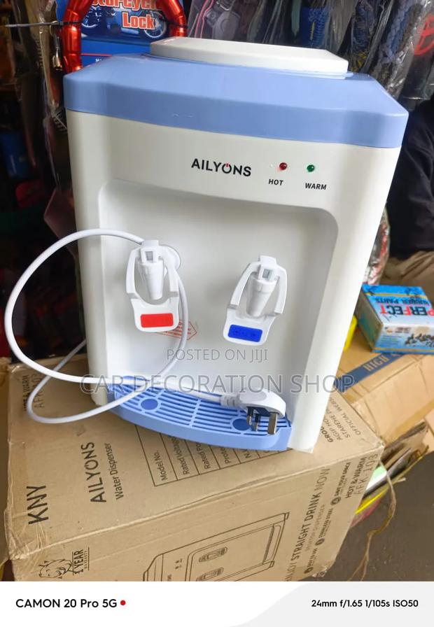 Countertop Water Dispenser Wit Push Taps Coded Red/Blue for Hot/Normal