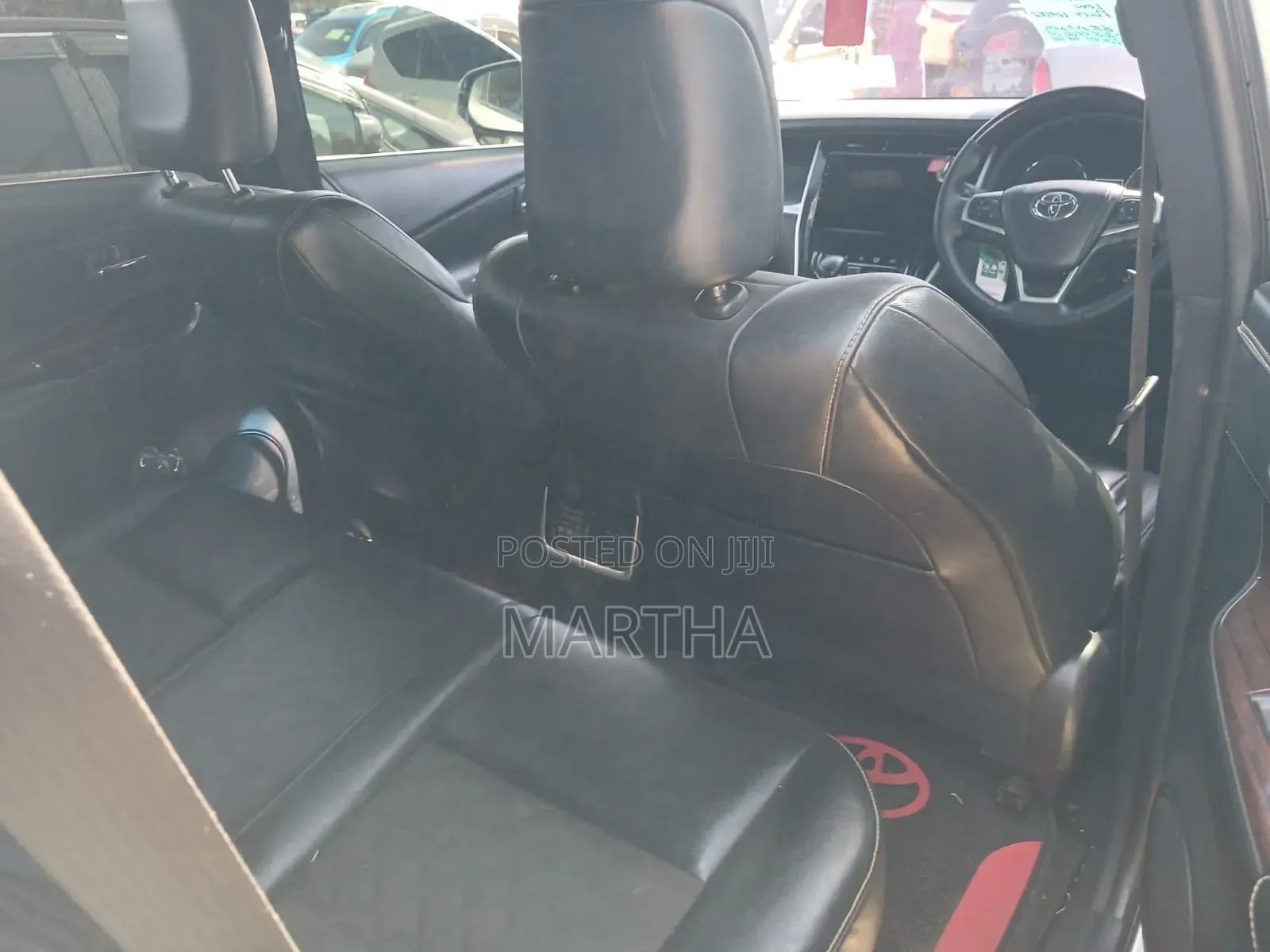 Toyota Harrier 2.0 2014 White