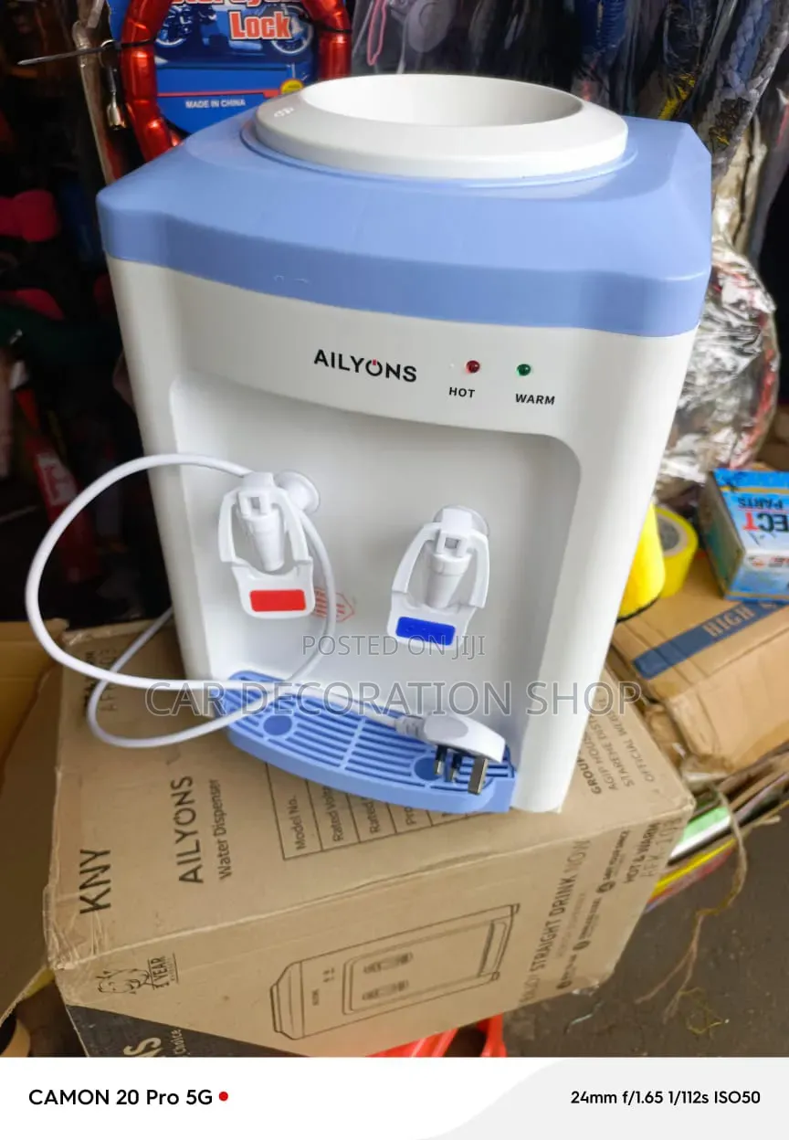 Waterdispenser With Hot Water Tank Tha Improves Hygiene,heat Retention