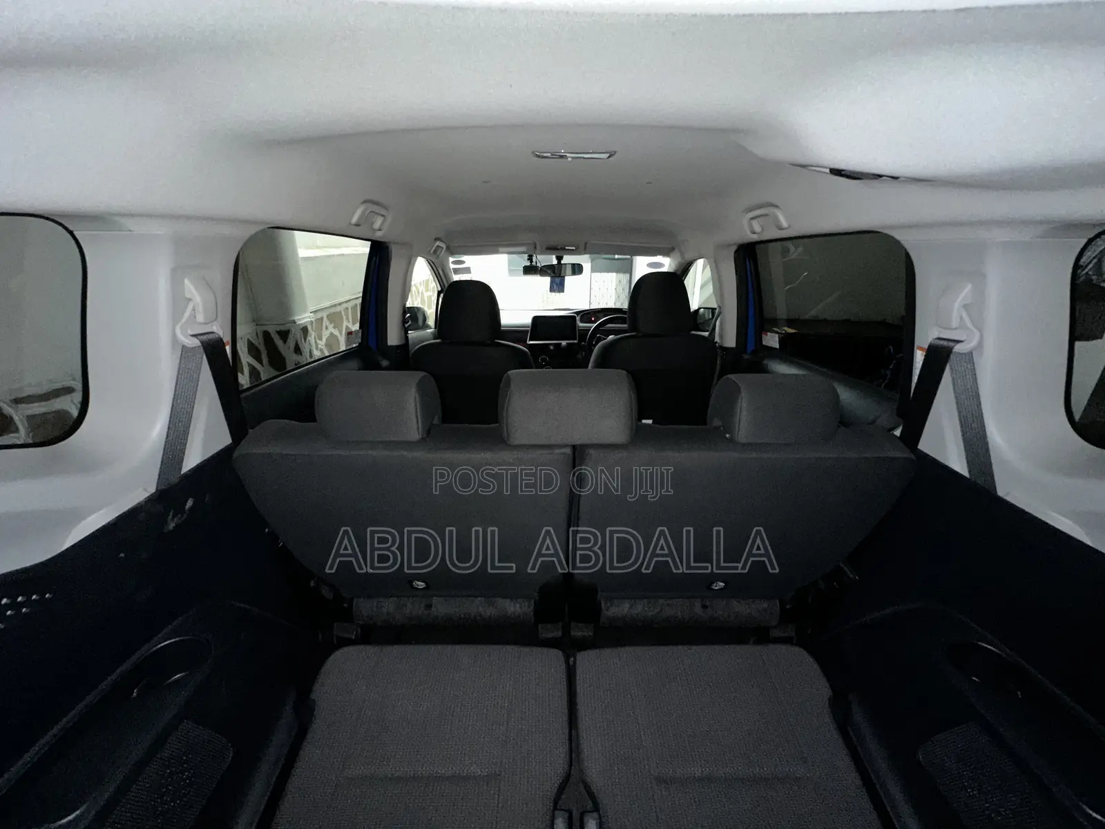 Toyota Sienta 1.5 FWD (6-seater) 2018 Blue
