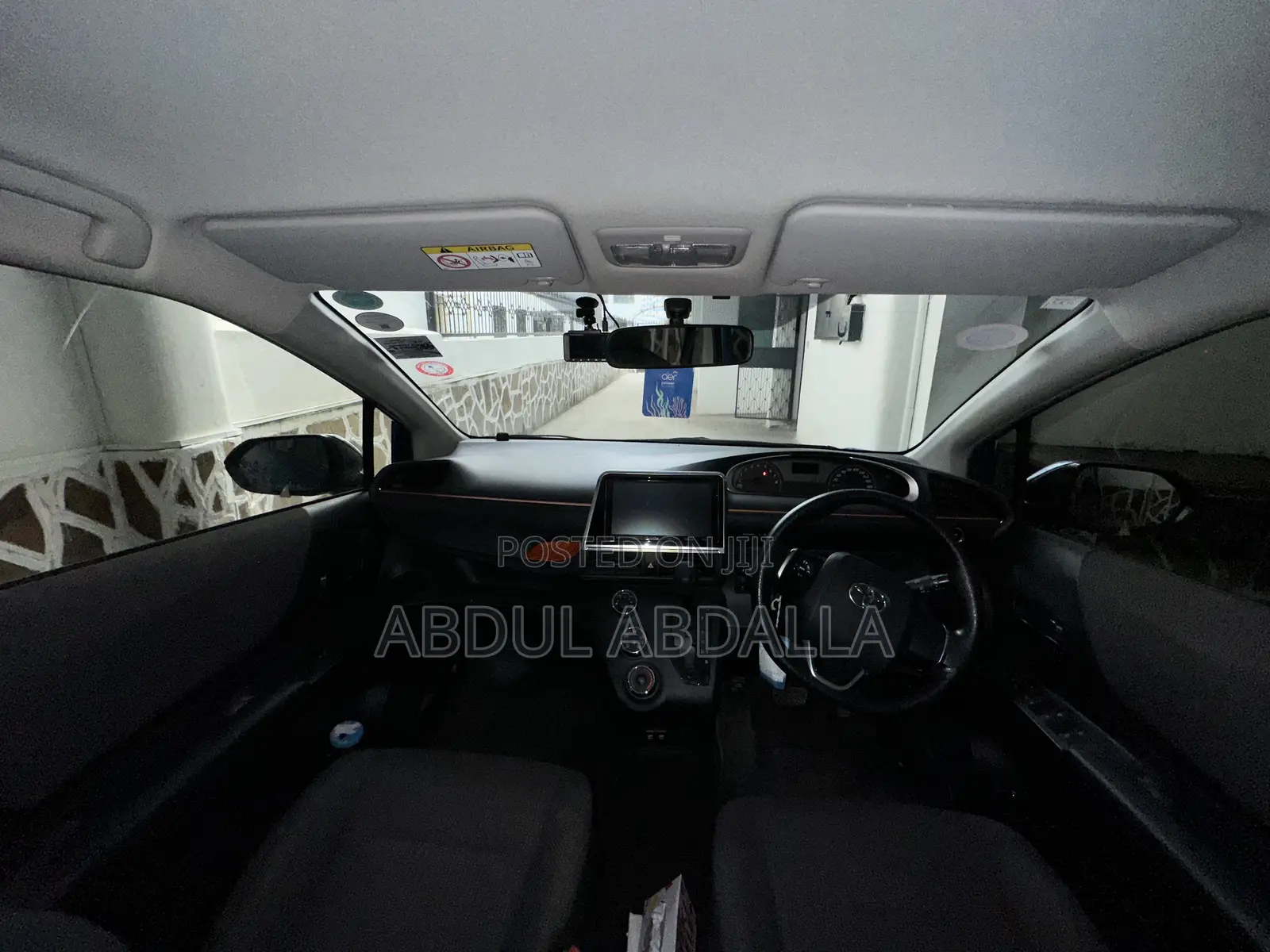 Toyota Sienta 1.5 FWD (6-seater) 2018 Blue