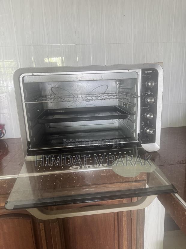 Elekta Oven - main view