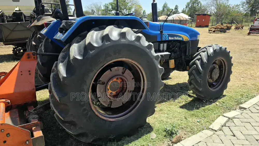 Tractor Newholland Tt 75 KTCC/C