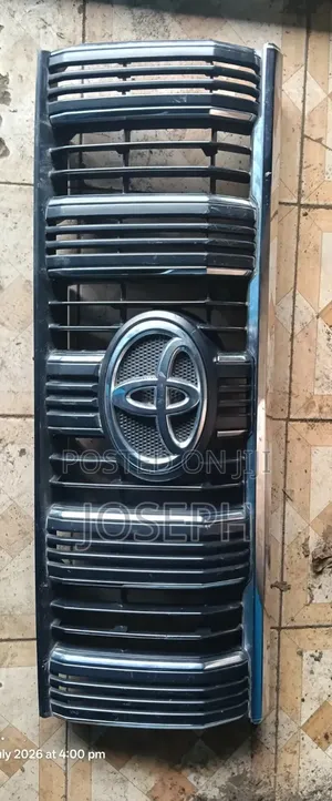 Prado J165 Front Grill