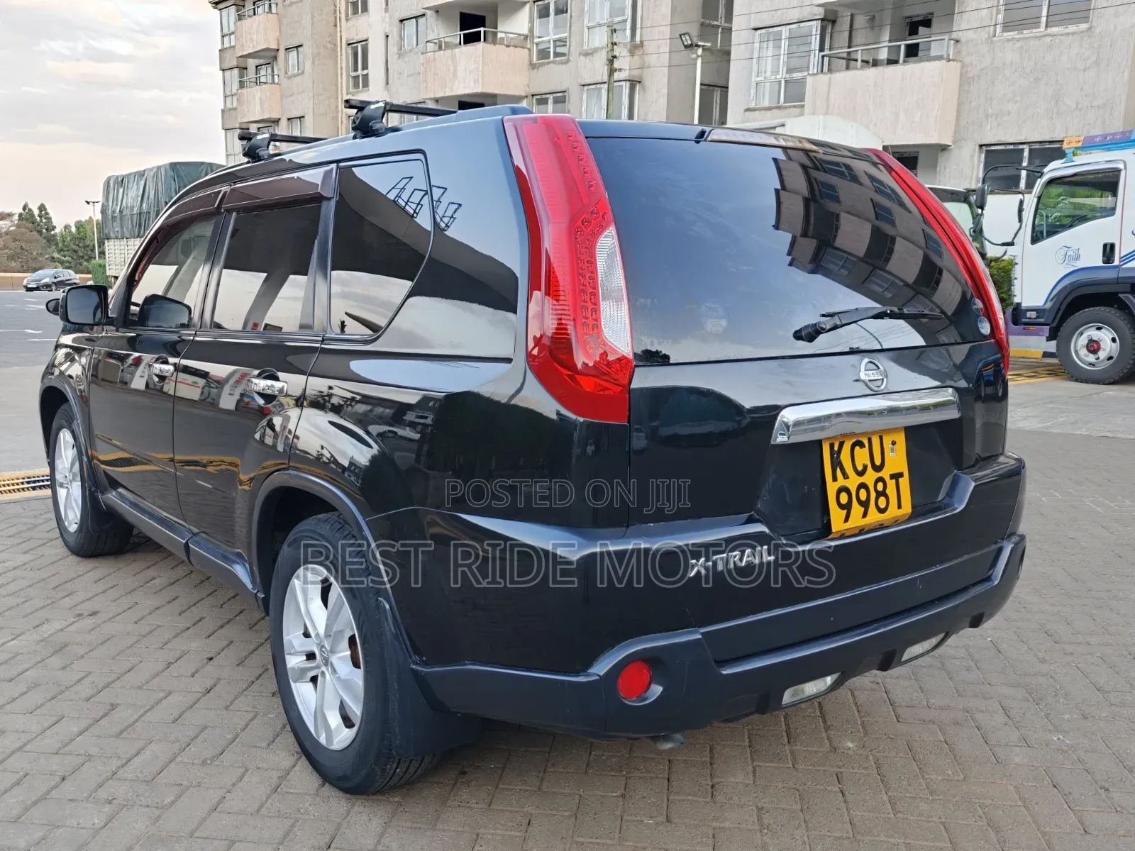 Nissan X-Trail 2.0 Petrol XE 2012 Black