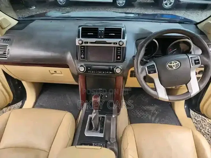 Toyota Land Cruiser Prado 2014 Black