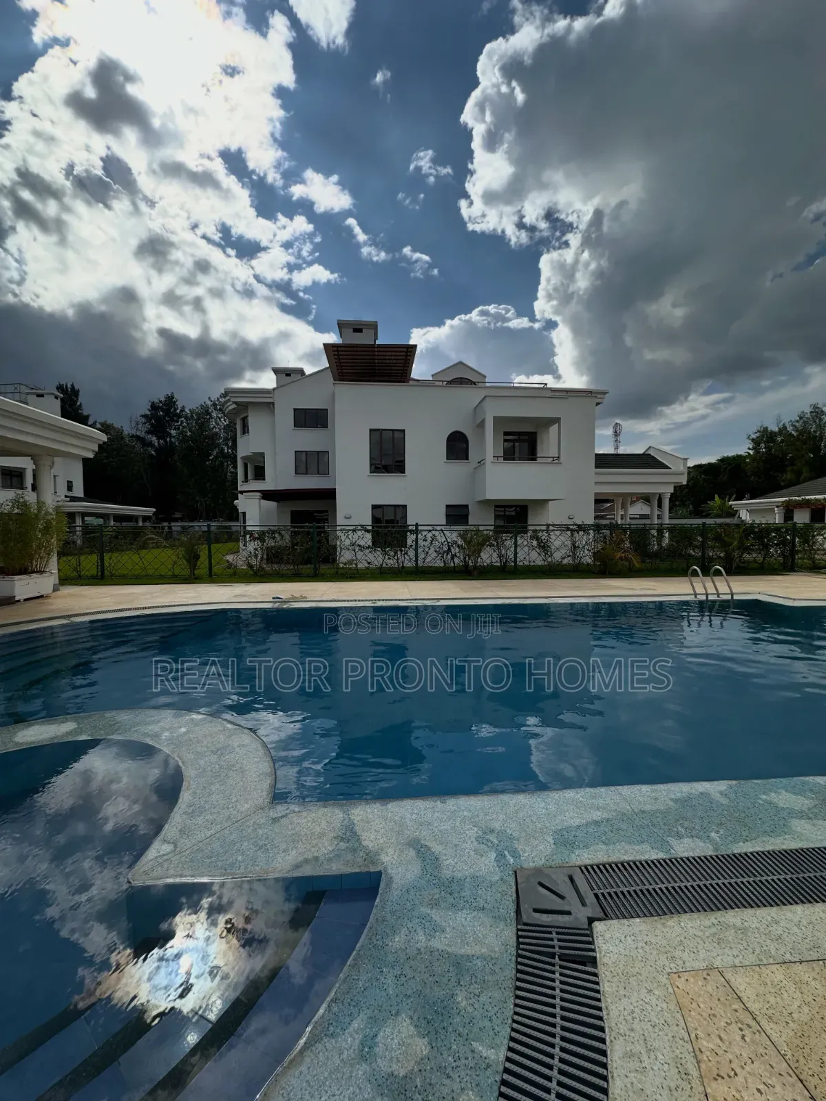 6bdrm Villa in Karen, Hardy for rent