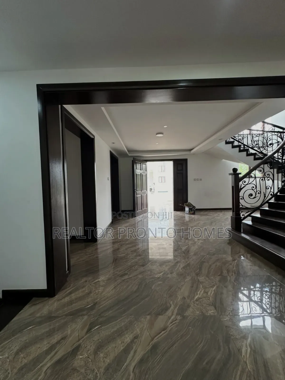 6bdrm Villa in Karen, Hardy for rent