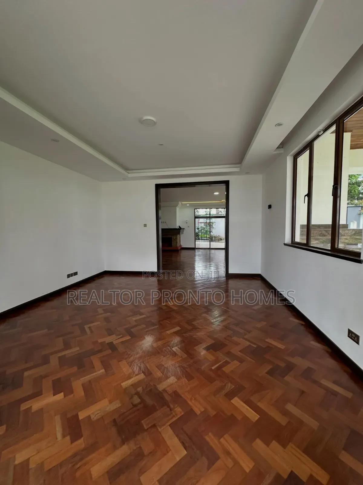 6bdrm Villa in Karen, Hardy for rent