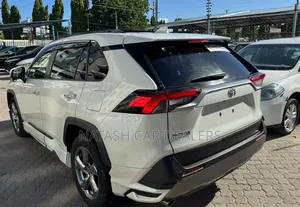 Toyota RAV4 2019 White