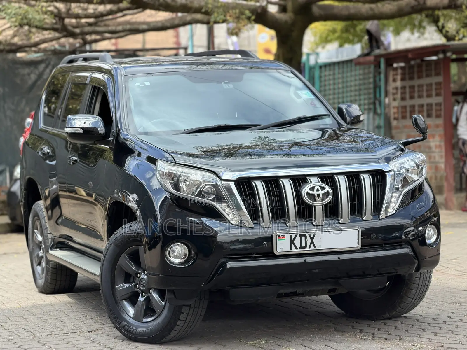 Toyota Land Cruiser Prado 2016 Black