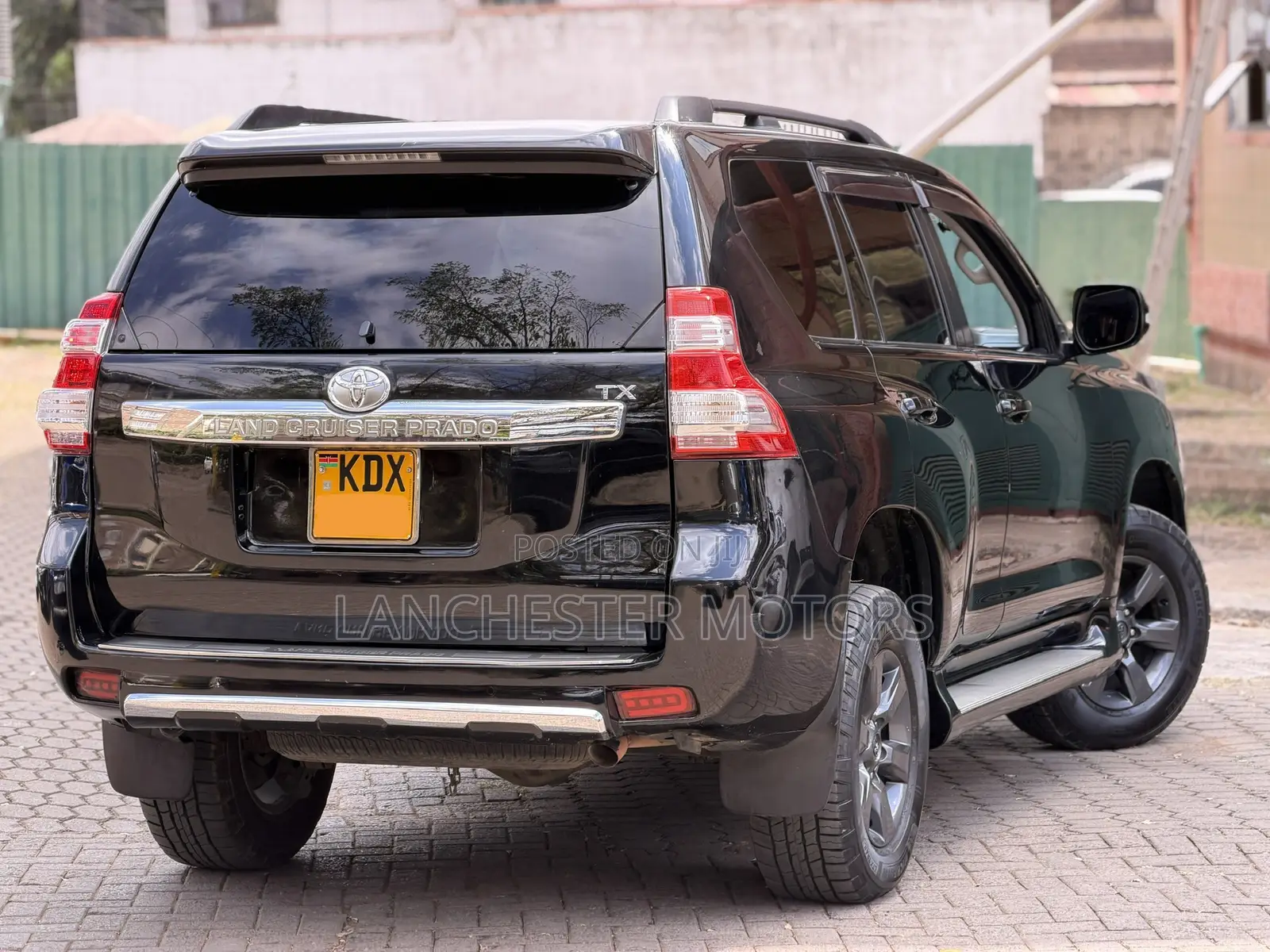 Toyota Land Cruiser Prado 2016 Black