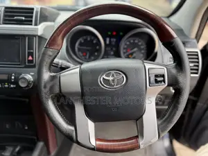 Toyota Land Cruiser Prado 2016 Black