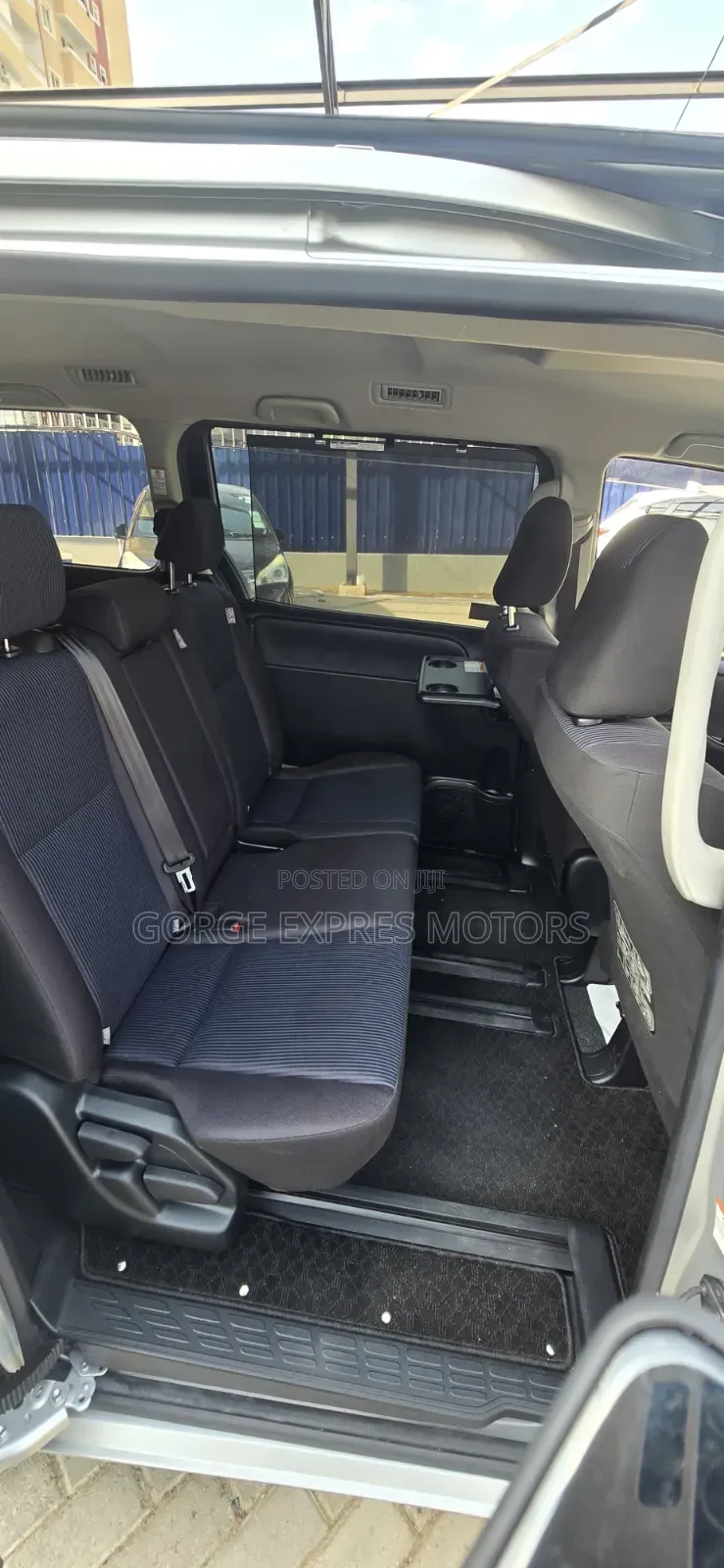 Toyota Noah 2019 Silver