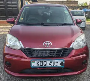 Toyota Passo 2017 Maroon