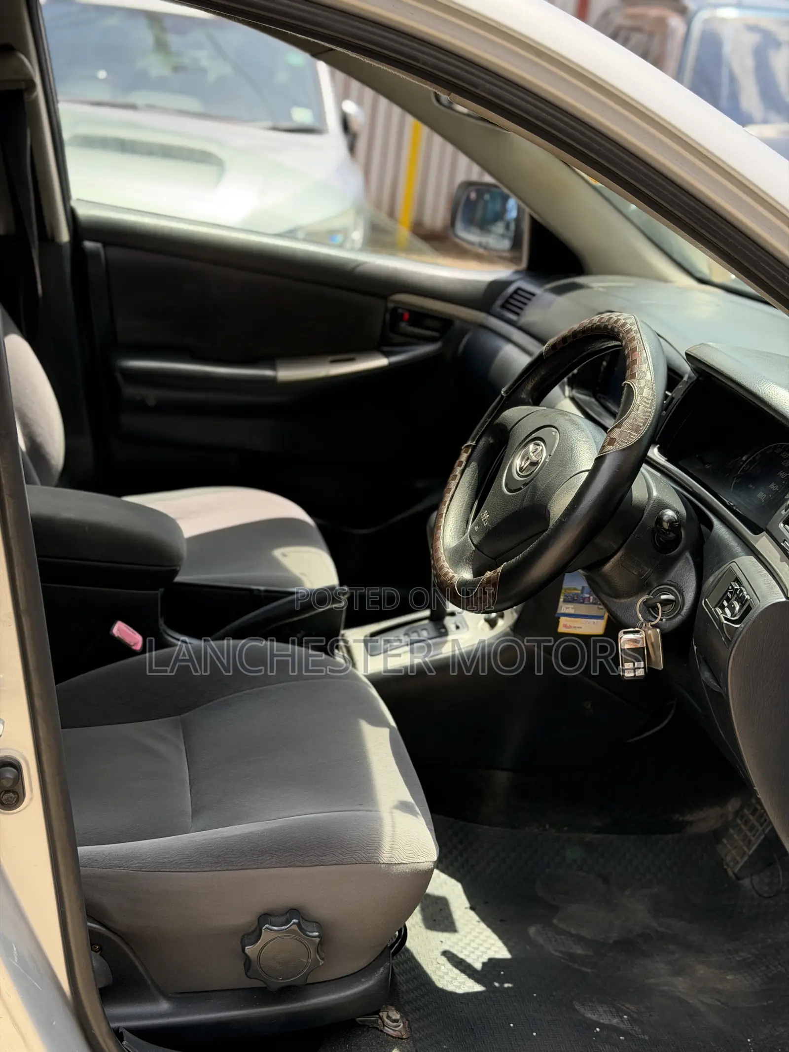 Toyota Corolla RunX 2006 Silver