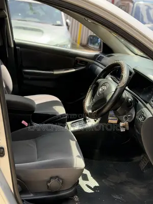 Toyota Corolla RunX 2006 Silver