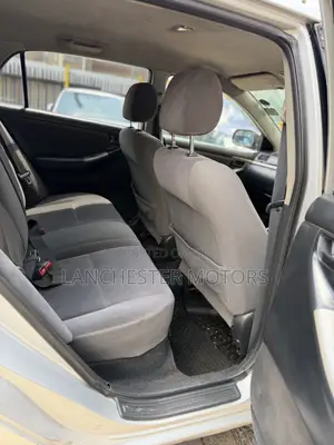 Toyota Corolla RunX 2006 Silver