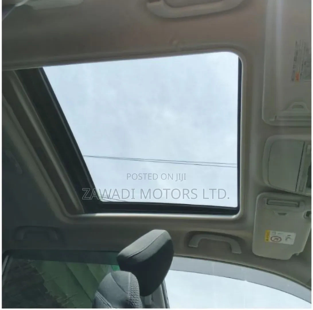 Toyota Land Cruiser Prado 2.8 2019 White