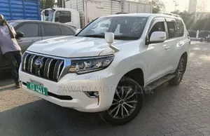 Toyota Land Cruiser Prado 2.8 2019 White