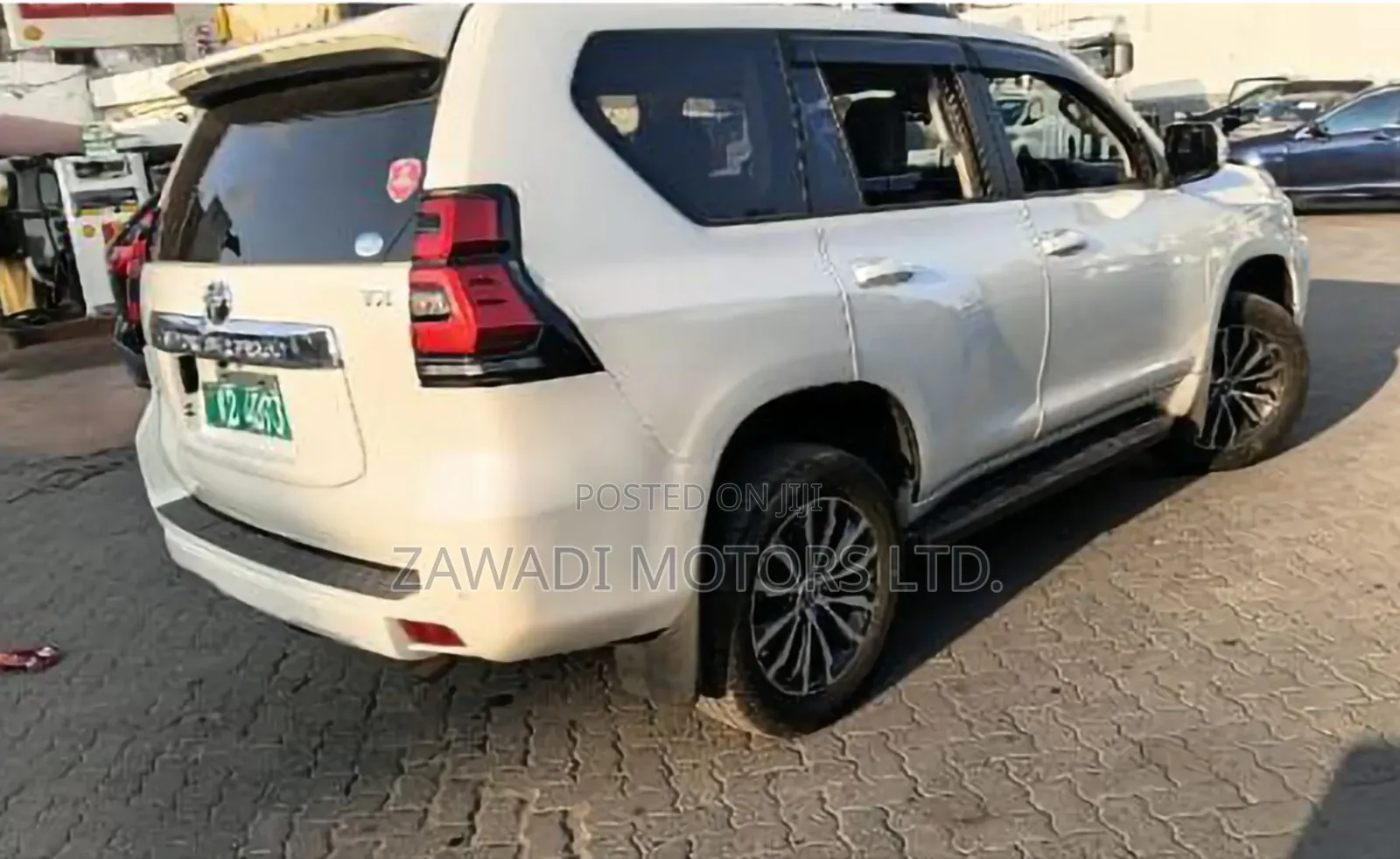 Toyota Land Cruiser Prado 2.8 2019 White