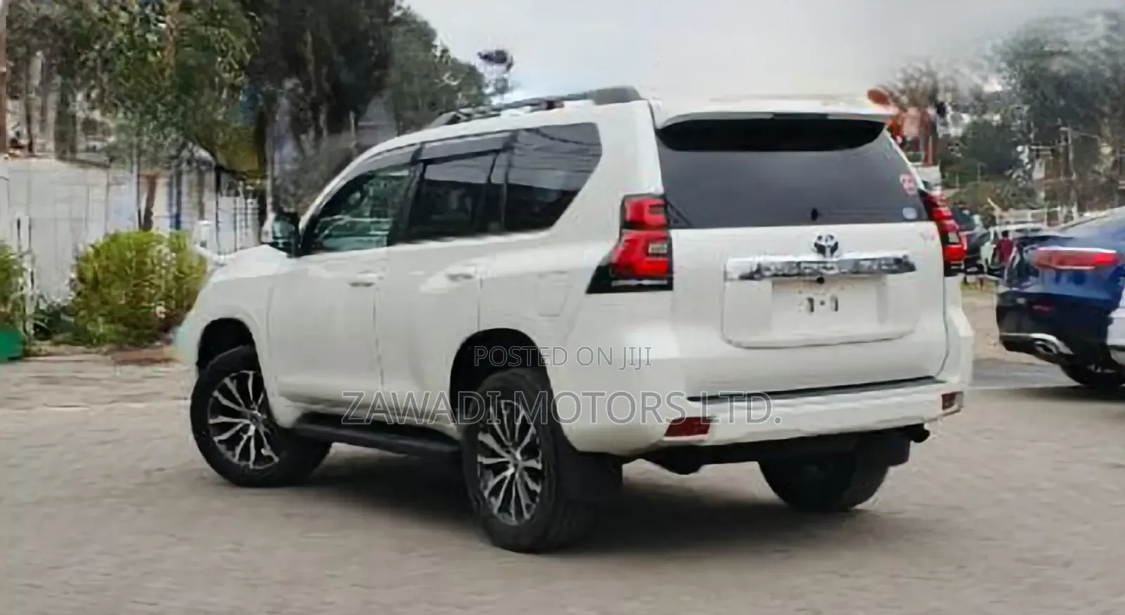Toyota Land Cruiser Prado 2.8 2019 White