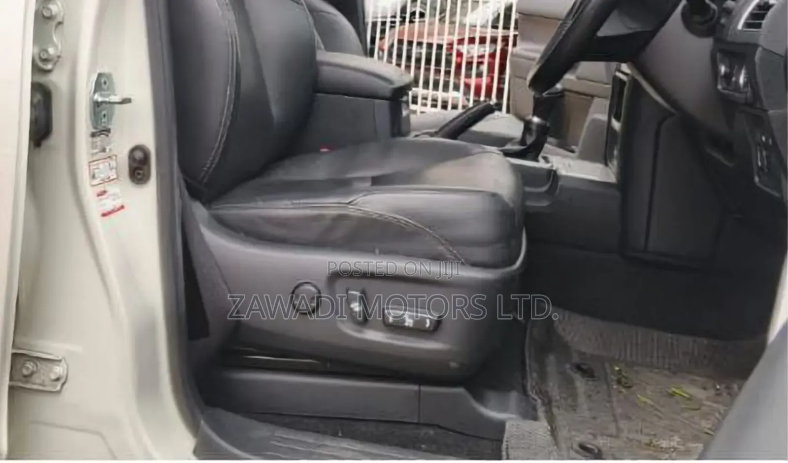 Toyota Land Cruiser Prado 2.8 2019 White