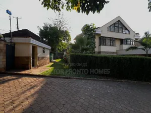5bdrm Townhouse/Terrace in Lavington, Muthangari for sale