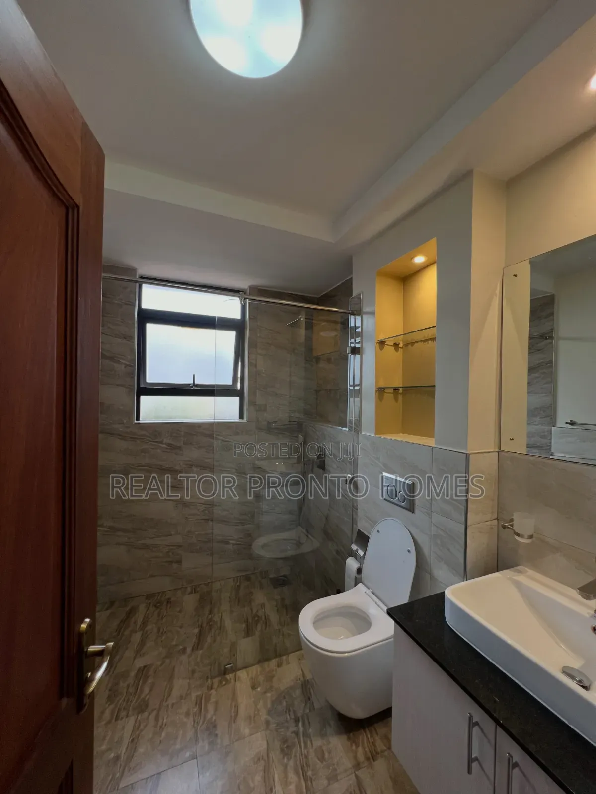 3bdrm Penthouse in Riverside Drive for rent