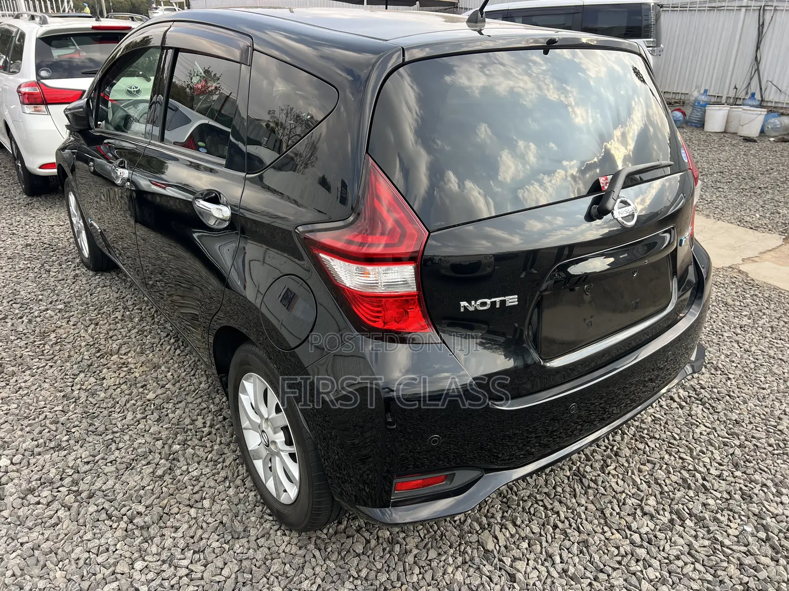 Nissan Note 1.2 Hybrid 2019 Black