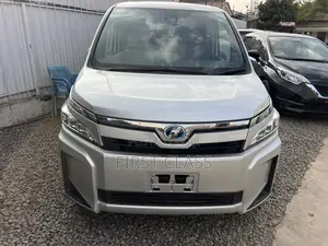Toyota Voxy Hybrid V 2WD 7-Seater 2019 Silver